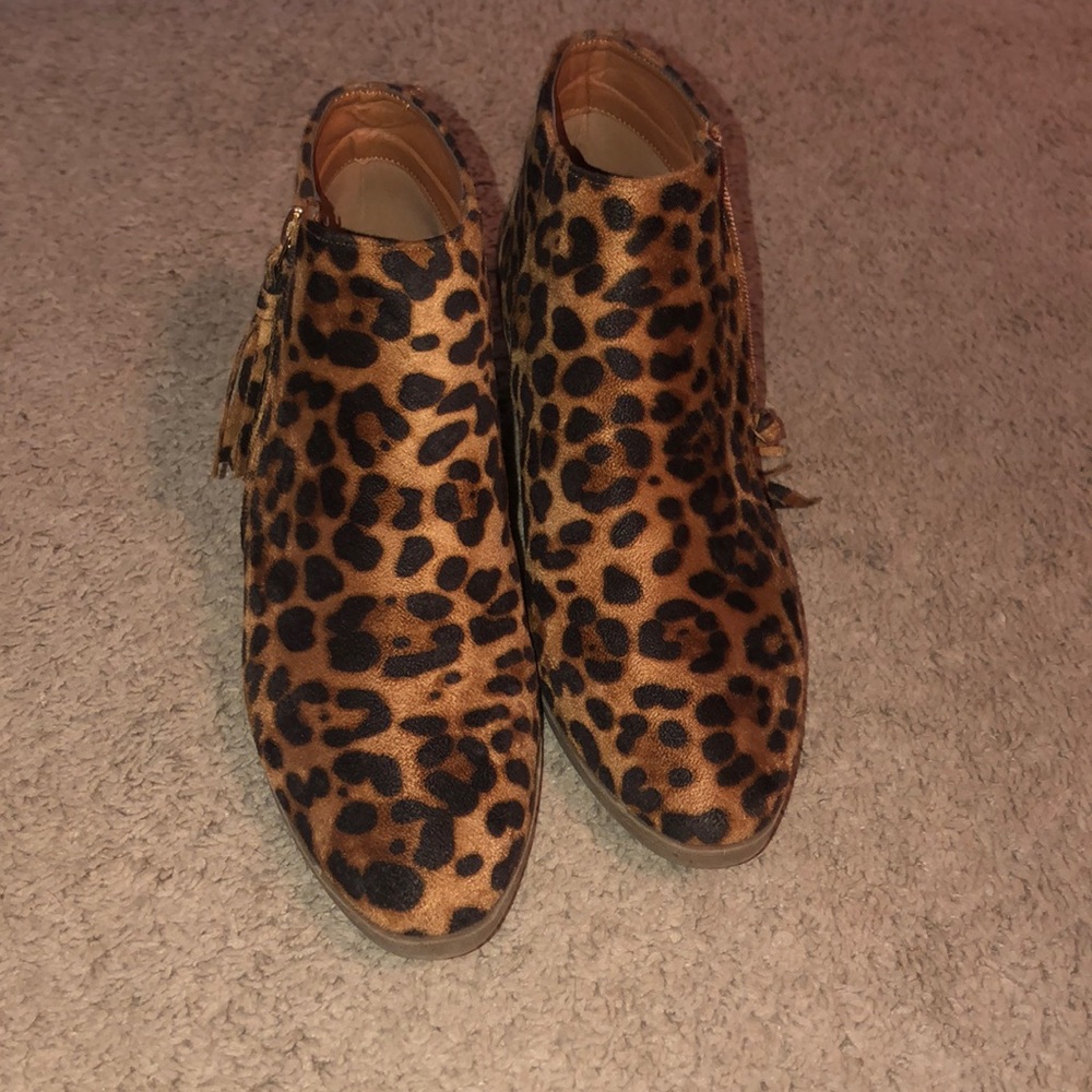 Leopard booties